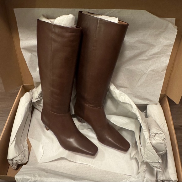 Reformation Remy Boot in Chestnut - Picture 4 of 5